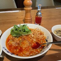 個室中華 頤和園 溜池山王店 - 