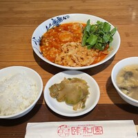 個室中華 頤和園 溜池山王店 - 