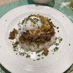 jimbocho - 薬膳キーマカレー海老のタルタル添え