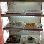 ベイクオーレ - 牛乳プリン、オレンジゼリー、メロンソーダ風ゼリー