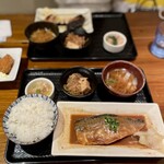 土鍋炊きご飯 おこめとおかず - 