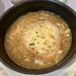 サイゼリヤ - たまねぎのズッパ