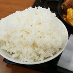 かつや - ご飯大盛りのアップ