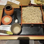 自家製麺十割そばと地酒 あけぼのや - 