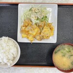 ニュー富士 - 料理写真:日替わり定食　ご飯小