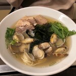 らーめんまがり - 貝塩ラーメン全部乗せ