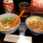 台湾佐記麺線&台湾食堂888 - 