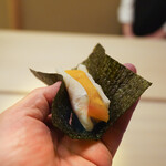GINZA Fujita - からすみ餅海苔巻き