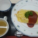 レストラン あさお - オムライス(スープ付き)