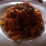 イルベッカフィーコ - 手打ちタリアテッレのアマトリチャーナ