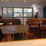 Portal Cafe AKIBA - 店舗内。