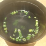 海鮮原始焼 ろば炭魚 - 濃厚な旨味で、サッパリとした潮汁〜♡