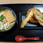 餐粉の励 - 天盛り盛りうどん（温）＠1150円