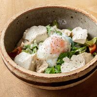 とうふと湯葉のシーザーサラダ