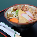 かるかや - かるかやうどん(冷)＠税込600円＋卵＠税込50円