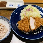 Tonkatsu Ma Mezon - 