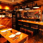 WineBar KIKUO - 全体店内