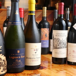 Carefully selected by the owner ◆Special products from famous winemaking regions, mainly American wines