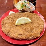 割烹お食事 吉田屋 - 大判イカメンチ 800円