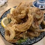 大林 - 玉葱のリングフライ。　大盛りです。