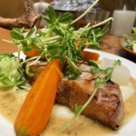 Aux Delices de Dodine 東京ミッドタウン八重洲店 - メインの 豚のロースト マスタードソース