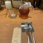 Aux Delices de Dodine - 案内されて着膳時