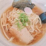 ちょとつも - しょうゆラーメン ( 中太手延べ麺)@780円