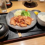 浜栄 - しょうが焼き定食（1,650円）