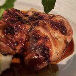 T.Y.HARBOR - アンバーエールでマリネしたハーフローストチキン