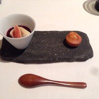 オマージュ - フォアグラのブラン ポルト酒のジュレ イチジクと焼き菓子