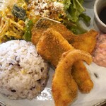 ホトリテイ - 地魚のミックスフライ　　1,750円