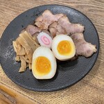 麺酒場ひかる - らーめん屋さんのつまみ3点盛り