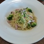 ブロッコリーのペペロンチーノ