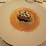 銀座 レカン - ヒラメのクネルと松茸のグラチネ。