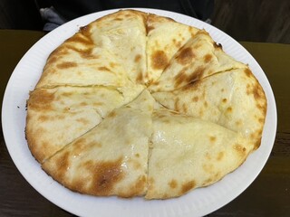 MANAKAMANA - チーズナン