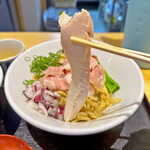 超純水採麺 天国屋 - しっとり食感の鶏チャーシュー