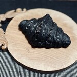 金絲雀 - クロワッサン・チャコル