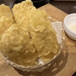 地酒と道産食材 一笑 - 由仁とうもろこしの天ぷら800円