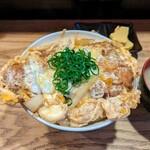 とんかつ めし処 長屋 - かつ丼（並）