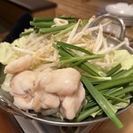 Sushi Izakaya Yataizushi - もつ鍋醤油味