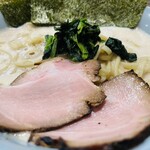 家系ラーメン 薩摩家 - 