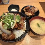 伝説のすた丼屋 - 