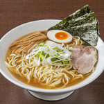 桃山 - 【新名物】あっさり醤油にさわやかな柚子の風味豊かな　『ゆずラーメン』