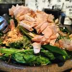 囲坊主 - ホウレンソウサラダ