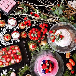 [Seasonal lunch buffet] Italian Cuisine x strawberry Sweets