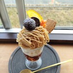 カフェ+スタジオ フラット - モンブランパフェ