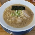 らあめん わや - ラーメン＝750円