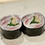 すしやのたい悟 - 根室/ 鰯の磯辺巻き　目の前で巻かれていくパフォーマンスを楽しみながらいただく磯辺巻き　脂乗り抜群！たっぷりの山葵と共にいただくと最高です。