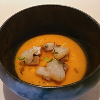 AZUR et MASA UEKI - ②根セロリのフラン、牡丹海老&天然茸載せ、牡丹海老と天然茸のコンソメスープ掛け