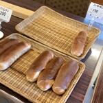 お米の館 - 売場のコッペパン